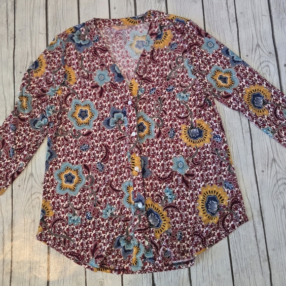 AMANA Women’s Floral Long Sleeve Top - Size M - Picture 2 of 9